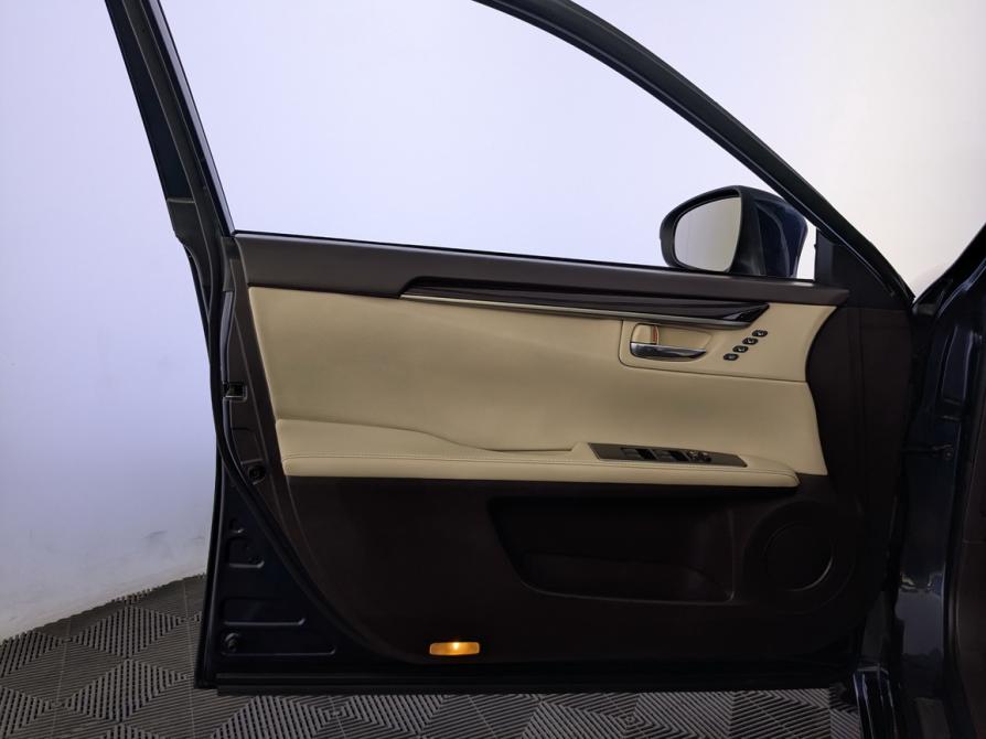 Lexus ES VI Рестайлинг Москва  - изображение 19