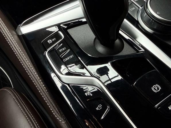 BMW 5 серии VII (G30/G31/G38) Рестайлинг с пробегом 2021 года, цена 5 299 000 рублей, 55500 км, седан, Автокод Объявления