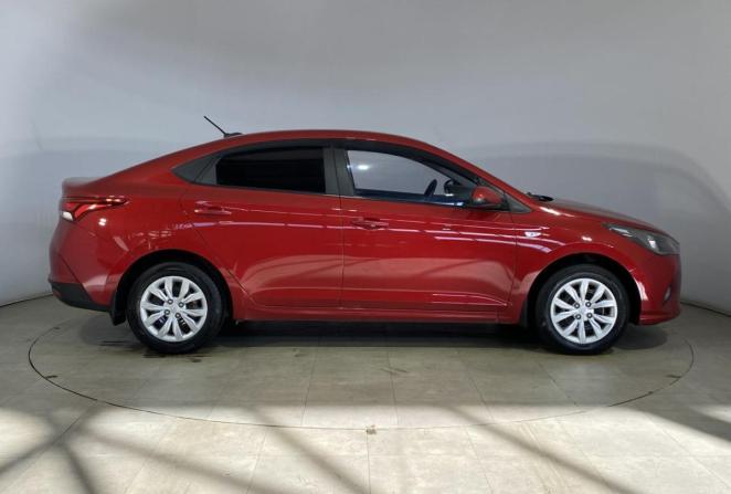 Hyundai Solaris II Рестайлинг с пробегом 2021 года, цена 1 650 000 рублей, 88905 км, седан, Автокод Объявления