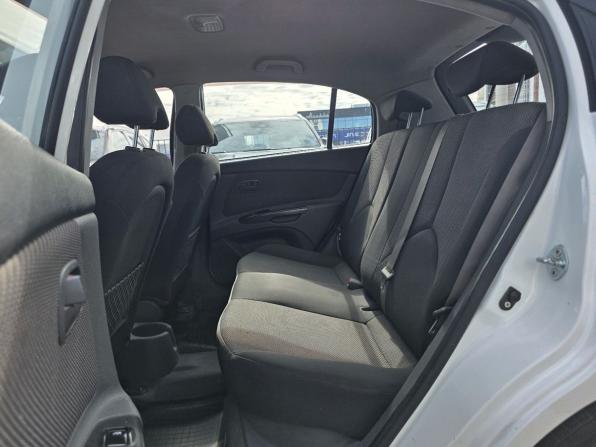 Kia Rio II Рестайлинг с пробегом 2011 года, цена 536 000 рублей, 258272 км, хэтчбек, Автокод Объявления