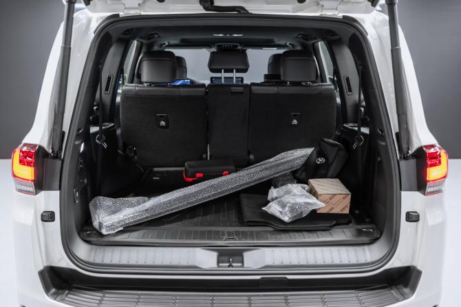 Новый Toyota Land Cruiser 300 Series 2026 года, цена 14 750 000 рублей, внедорожник, Автокод Объявления