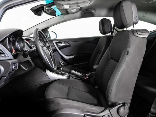Opel Astra J Рестайлинг с пробегом 2012 года, цена 749 000 рублей, 224796 км, хэтчбек, Автокод Объявления