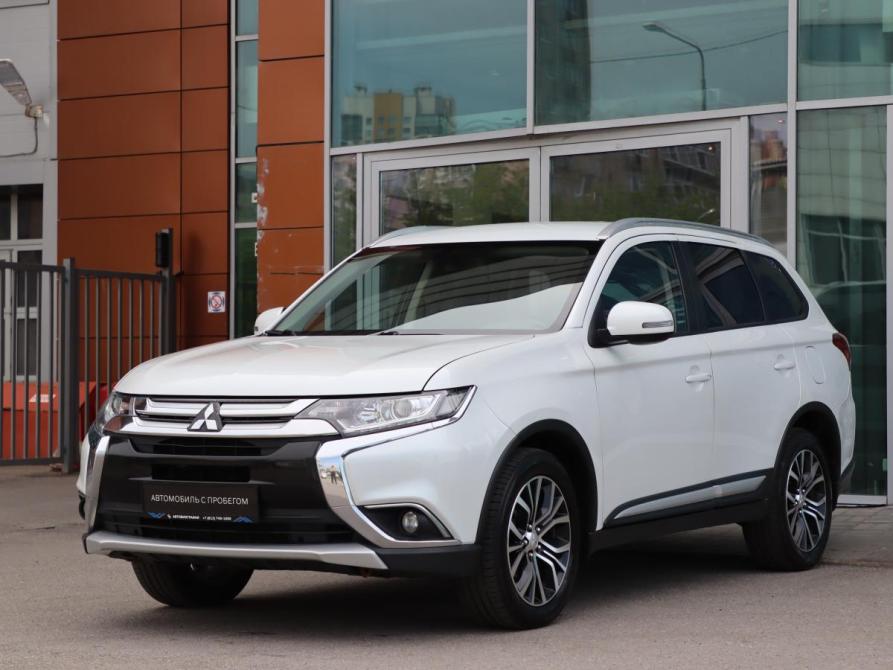 Mitsubishi Outlander III Рестайлинг 2 Санкт-Петербург  - изображение 1