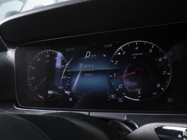 Mercedes-Benz E-Класс V (W213 S213 C238) Рестайлинг с пробегом 2021 года, цена 5 299 000 рублей, 53461 км, седан, Автокод Объявления