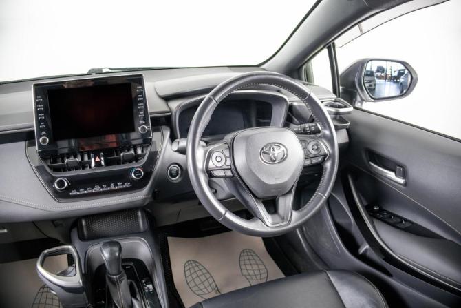 Toyota Corolla XII (E210) с пробегом 2020 года, цена 1 949 000 рублей, 63714 км, универсал, Автокод Объявления