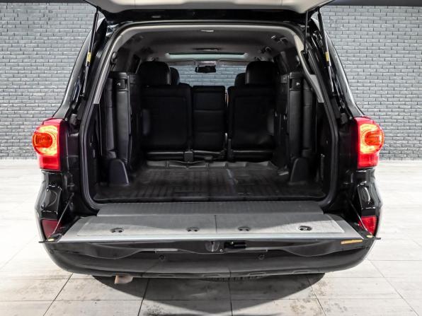 Toyota Land Cruiser 200 Series Рестайлинг 1 с пробегом 2014 года, цена 3 900 000 рублей, 299074 км, внедорожник, Автокод Объявления