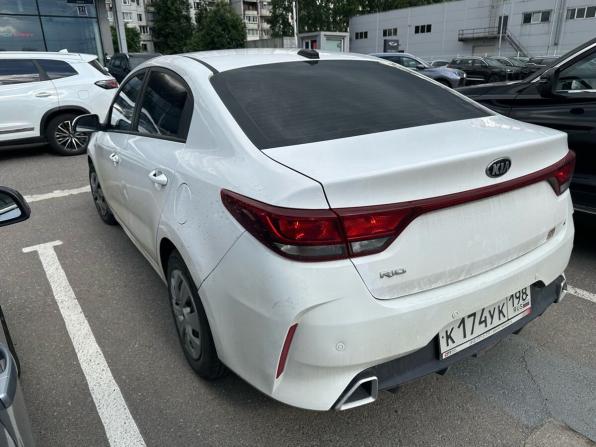 Kia Rio IV Рестайлинг с пробегом 2021 года, цена 1 449 000 рублей, 98417 км, седан, Автокод Объявления