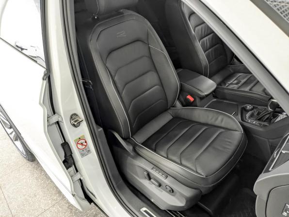 Volkswagen Tiguan II Рестайлинг с пробегом 2021 года, цена 3 615 000 рублей, 96243 км, внедорожник, Автокод Объявления