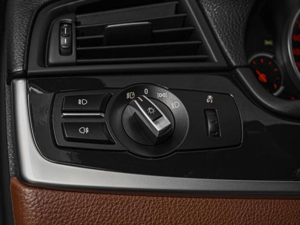 BMW 5 серии VI (F10/F11/F07) Рестайлинг с пробегом 2016 года, цена 2 180 000 рублей, 232044 км, седан, Автокод Объявления
