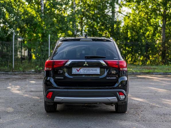 Mitsubishi Outlander III Рестайлинг 2 с пробегом 2017 года, цена 1 485 000 рублей, 179053 км, внедорожник, Автокод Объявления
