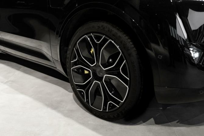 Новый Avatr 11 I 2025 года, цена 7 990 000 рублей, внедорожник, Автокод Объявления