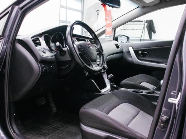 Kia Ceed II с пробегом 2015 года, цена 1 050 000 рублей, 250144 км, хэтчбек, Автокод Объявления