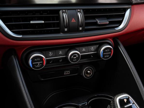 Alfa Romeo Giulia II (952) с пробегом 2019 года, цена 3 745 000 рублей, 55445 км, седан, Автокод Объявления