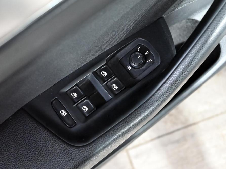 Volkswagen Passat B8 Екатеринбург  - изображение 13