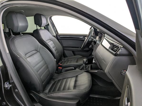Renault Arkana I с пробегом 2019 года, цена 1 350 000 рублей, 127452 км, внедорожник, Автокод Объявления