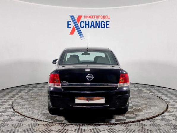 Opel Astra H Рестайлинг с пробегом 2011 года, цена 639 000 рублей, 142768 км, седан, Автокод Объявления
