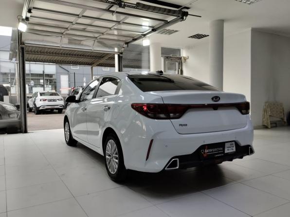 Kia Rio IV Рестайлинг с пробегом 2020 года, цена 1 400 000 рублей, 159408 км, седан, Автокод Объявления
