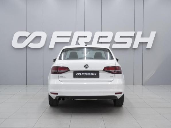 Volkswagen Jetta VI Рестайлинг с пробегом 2016 года, цена 1 220 000 рублей, 166682 км, седан, Автокод Объявления