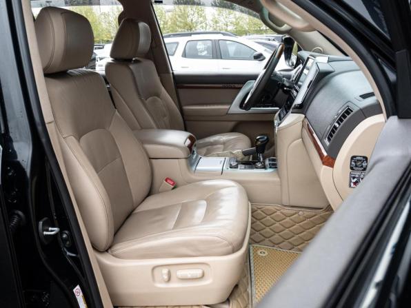 Toyota Land Cruiser 200 Series Рестайлинг 1 с пробегом 2012 года, цена 4 100 000 рублей, 212370 км, внедорожник, Автокод Объявления