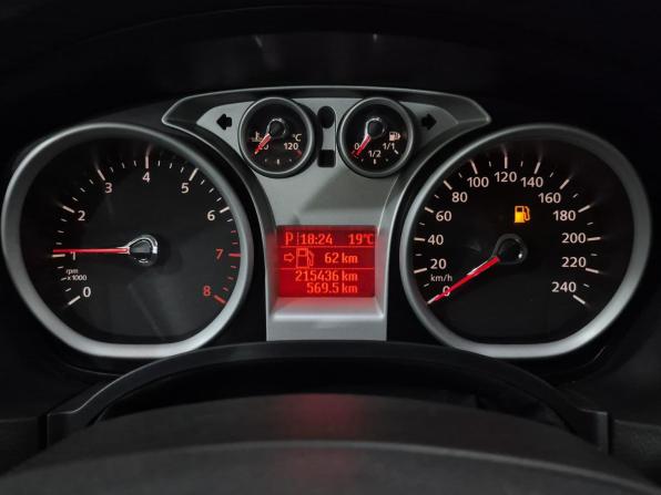 Ford Focus II Рестайлинг с пробегом 2011 года, цена 550 000 рублей, 215435 км, хэтчбек, Автокод Объявления