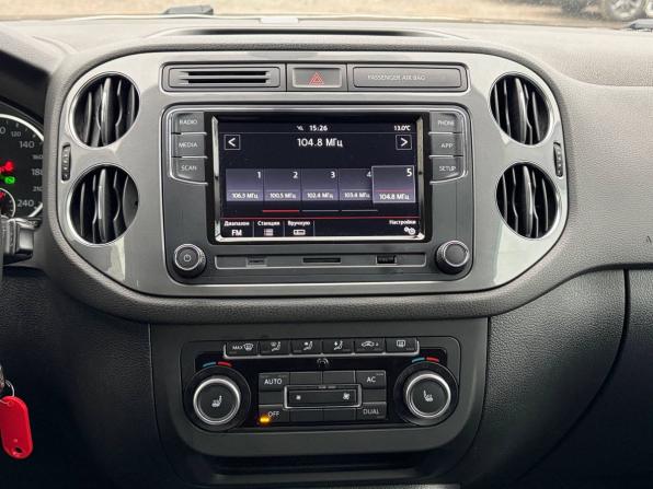 Volkswagen Tiguan I Рестайлинг с пробегом 2012 года, цена 1 075 000 рублей, 252714 км, внедорожник, Автокод Объявления