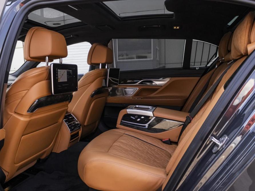 BMW 7 серии VI (G11/G12) Рестайлинг Москва  - изображение 15