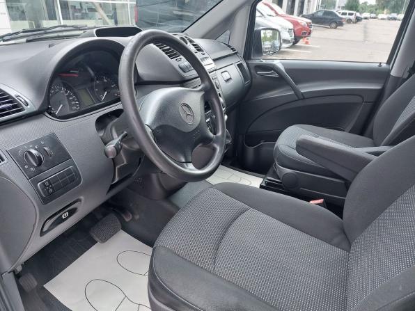 Mercedes-Benz Vito II (W639) Рестайлинг с пробегом 2013 года, цена 2 100 000 рублей, 235000 км, минивэн, Автокод Объявления