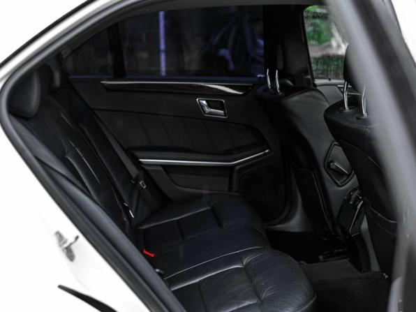 Mercedes-Benz E-Класс IV (W212 S212 C207) с пробегом 2010 года, цена 988 000 рублей, 360126 км, седан, Автокод Объявления