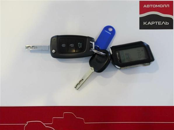Hyundai Solaris II с пробегом 2018 года, цена 1 249 000 рублей, 122000 км, седан, Автокод Объявления