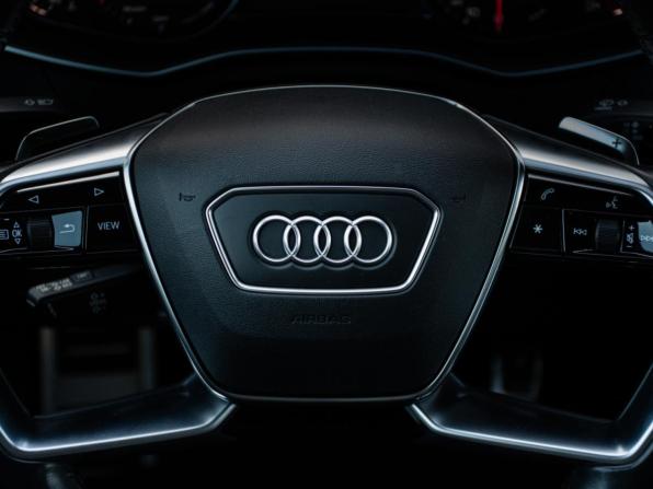 Audi A6 V (C8) с пробегом 2020 года, цена 4 198 000 рублей, 61668 км, седан, Автокод Объявления