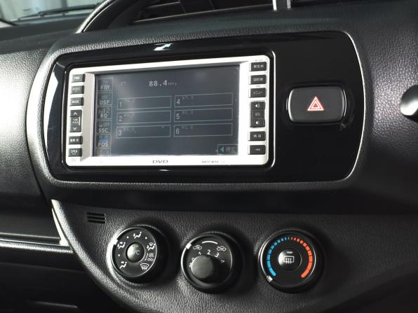 Toyota Vitz III (XP130) Рестайлинг 2 с пробегом 2018 года, цена 899 995 рублей, 112399 км, хэтчбек, Автокод Объявления