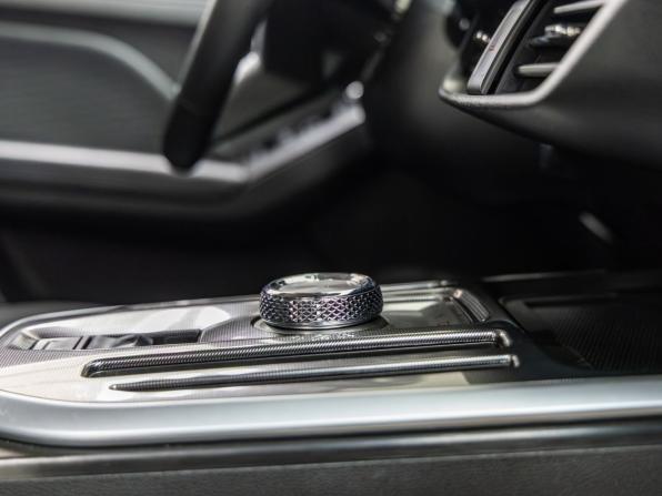 Haval Jolion I Рестайлинг с пробегом 2024 года, цена 2 028 000 рублей, 63025 км, внедорожник, Автокод Объявления