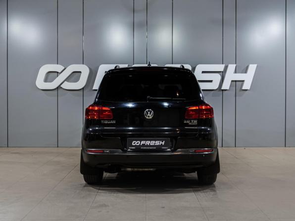 Volkswagen Tiguan I Рестайлинг с пробегом 2015 года, цена 1 469 000 рублей, 217175 км, внедорожник, Автокод Объявления