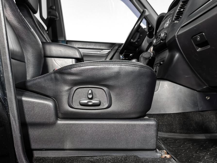 Mitsubishi Pajero IV Рестайлинг 1 Санкт-Петербург  - изображение 15