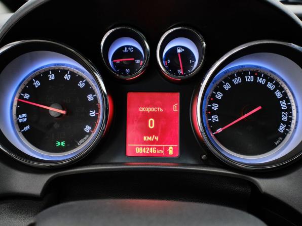Opel Astra J Рестайлинг с пробегом 2012 года, цена 835 000 рублей, 88245 км, хэтчбек, Автокод Объявления