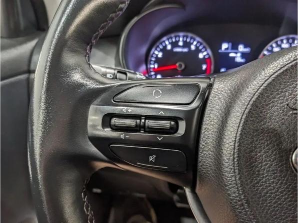 Kia Rio IV с пробегом 2020 года, цена 1 559 000 рублей, 66100 км, хэтчбек, Автокод Объявления