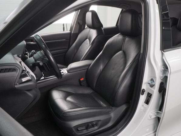 Toyota Camry VIII (XV70) Рестайлинг с пробегом 2021 года, цена 3 552 000 рублей, 90255 км, седан, Автокод Объявления