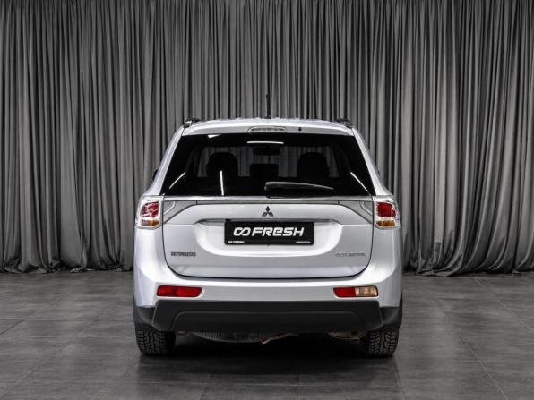 Mitsubishi Outlander III с пробегом 2012 года, цена 1 339 000 рублей, 217948 км, внедорожник, Автокод Объявления