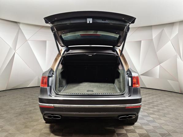 Bentley Bentayga I с пробегом 2018 года, цена 8 241 000 рублей, 108589 км, внедорожник, Автокод Объявления