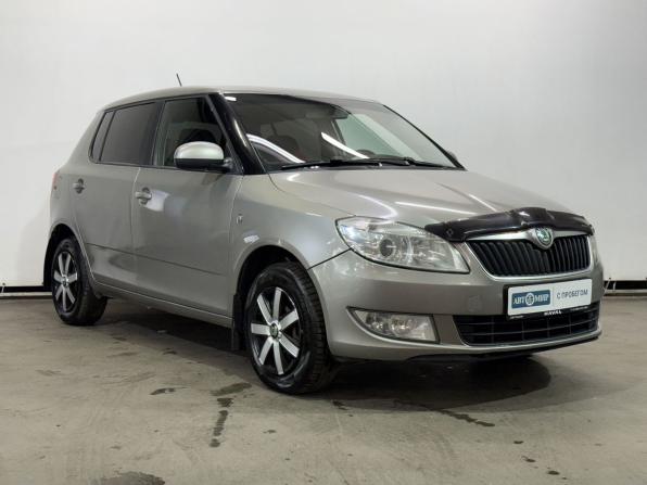 Skoda Fabia II Рестайлинг с пробегом 2011 года, цена 689 000 рублей, 118817 км, хэтчбек, Автокод Объявления