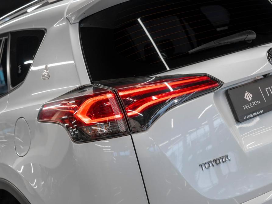 Toyota RAV4 IV (XA40) Рестайлинг Москва  - изображение 21
