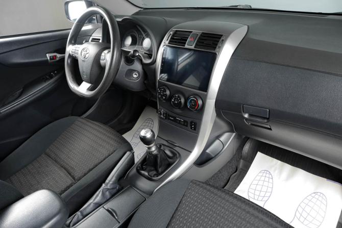 Toyota Corolla X (E140 E150) Рестайлинг с пробегом 2011 года, цена 799 000 рублей, 206000 км, седан, Автокод Объявления
