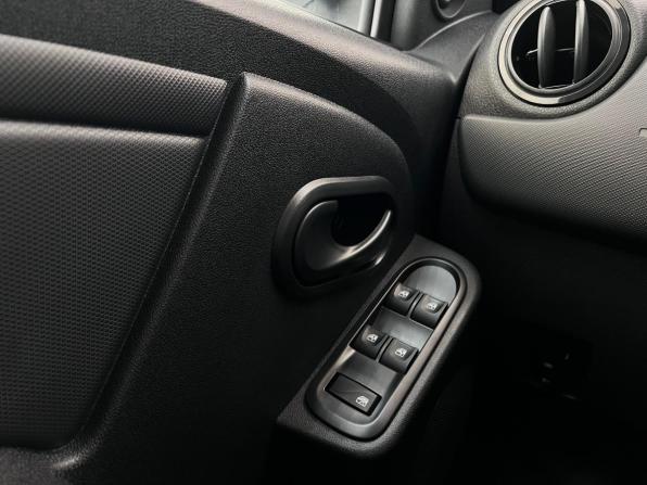 Lada (ВАЗ) Largus I Рестайлинг с пробегом 2025 года, цена 1 460 000 рублей, 11042 км, универсал, Автокод Объявления