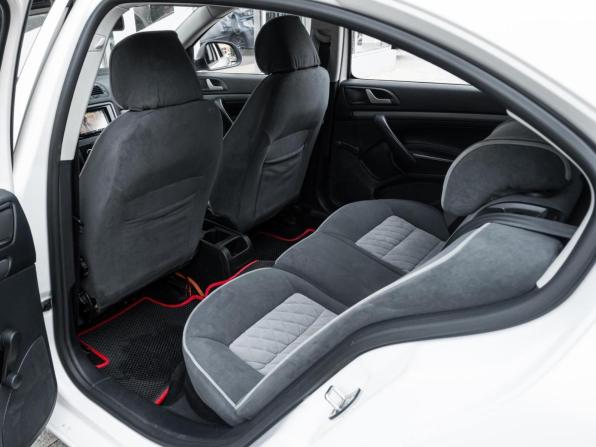 Skoda Octavia II (A5) Рестайлинг с пробегом 2011 года, цена 999 000 рублей, 221375 км, лифтбек, Автокод Объявления