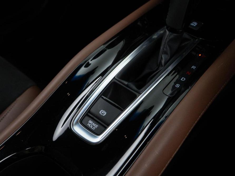 Honda Vezel I Рестайлинг Москва  - изображение 17