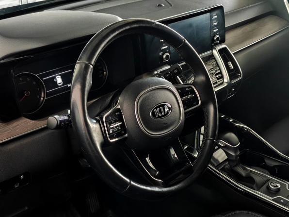 Kia Sorento IV с пробегом 2021 года, цена 3 450 000 рублей, 71471 км, внедорожник, Автокод Объявления