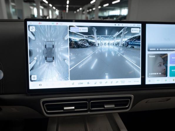 Li Auto (Lixiang) L6 с пробегом 2024 года, цена 6 500 000 рублей, 50 км, внедорожник, Автокод Объявления