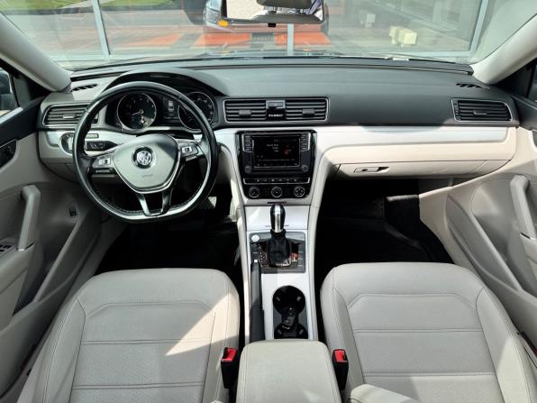 Volkswagen Passat B8 с пробегом 2018 года, цена 1 820 000 рублей, 113209 км, седан, Автокод Объявления