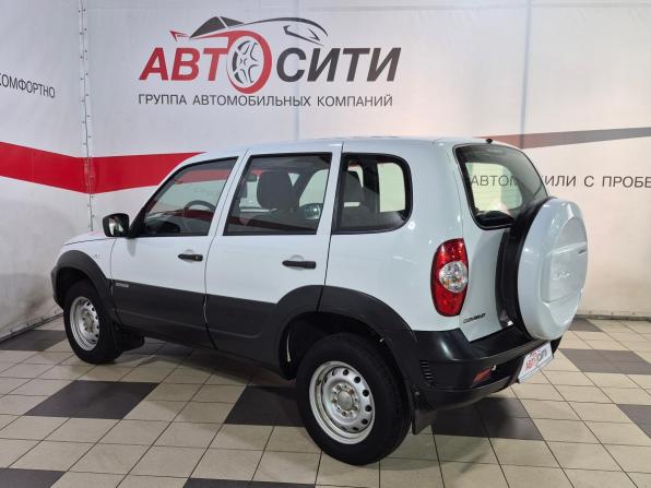 Chevrolet Niva I Рестайлинг с пробегом 2018 года, цена 870 000 рублей, 75477 км, внедорожник, Автокод Объявления