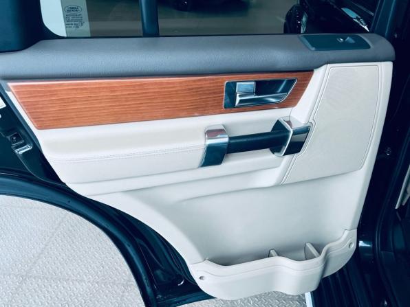 Land Rover Discovery IV Рестайлинг с пробегом 2014 года, цена 1 750 000 рублей, 320000 км, внедорожник, Автокод Объявления